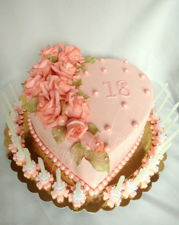 Торт на день рождения девушке 20 лет. Торт для девушки. Нежный торт для девушки. Красивый торт для девушки. Торт на день рождения девушке.