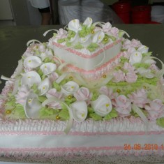 Лесси, Свадебные торты