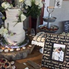 Delicious Designs, Wedding Cakes