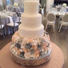 Michael Angelo,s Bakery, Свадебные торты
