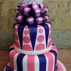 Lupita,s Bakery, Theme Kuchen