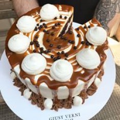 Cake Design Cupcakes & Bakery, お祝いのケーキ, № 27146