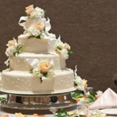 McArthur's Bakery Cafe, Wedding Cakes