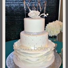 Iren Bakery, Pasteles de boda