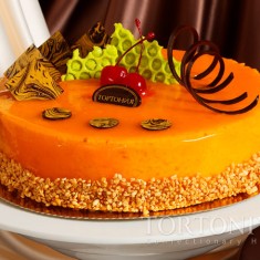 TORTONIYA, 축제 케이크