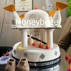 Honey Beee, テーマケーキ