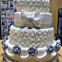 Baweja's, Wedding Cakes