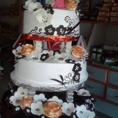  Alka's, Wedding Cakes