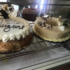 Pasticceria Tentazioni di Ibba Alessandra, Festive Cakes