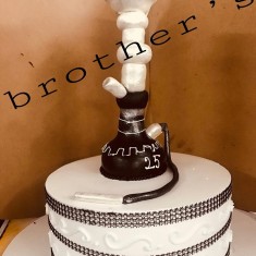 Brothers, Gâteaux à thème