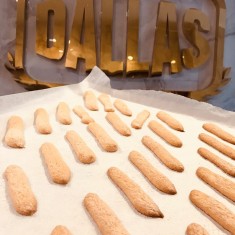 Dallas, お茶のケーキ
