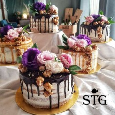 STG, お祝いのケーキ