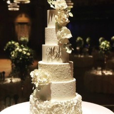 Vanilla, Свадебные торты