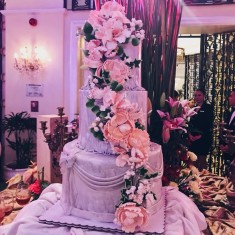 Manna, Wedding Cakes