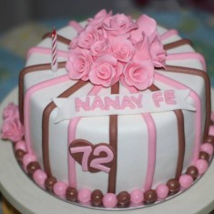 Pinkzyl , Festive Cakes, № 60560