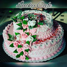 Lucky Cafe, お祝いのケーキ