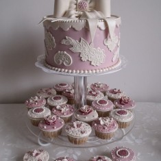 Görömbei , Wedding Cakes