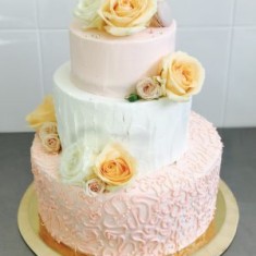 Чародейка, Свадебные торты