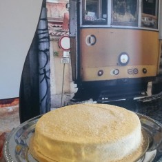 Lisboa, お祝いのケーキ