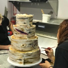 T's Bakeshop, Свадебные торты