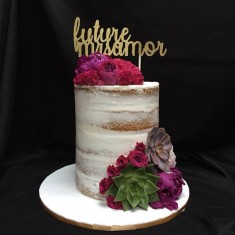 Moulin Rose , お祝いのケーキ