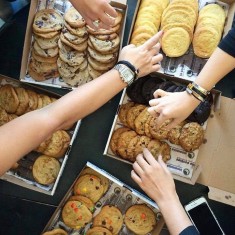  Insomnia Cookies, お茶のケーキ, № 89868