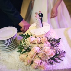 Сластена, Свадебные торты