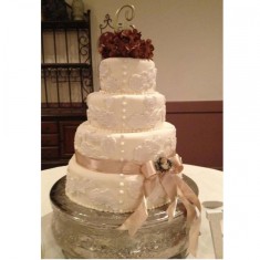 Tanis, Wedding Cakes
