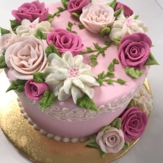 Designer Cakes, お祝いのケーキ