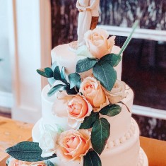 Baked Bliss , Свадебные торты