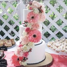 North Country Cakes, Свадебные торты