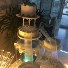 Food and ice Creative, Wedding Cakes