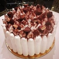 Cupcake Paradiso, Gâteaux de fête
