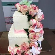 Chantels Bakery, Gâteaux de mariage
