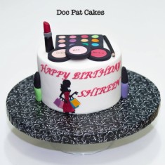 Doc Pat's Creative Cakes, Bolos Temáticos