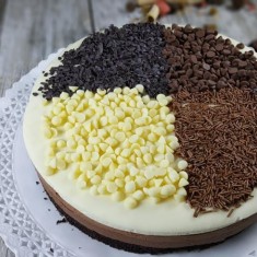 Vesela, 축제 케이크