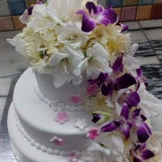 Omni, Свадебные торты