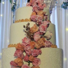  Niya, Wedding Cakes