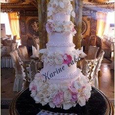 Karinecakec.com, Свадебные торты