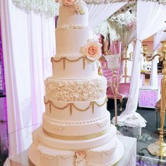 Linas, Wedding Cakes
