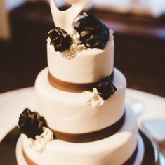 Wolfe Gourmet cakes, Gâteaux de mariage